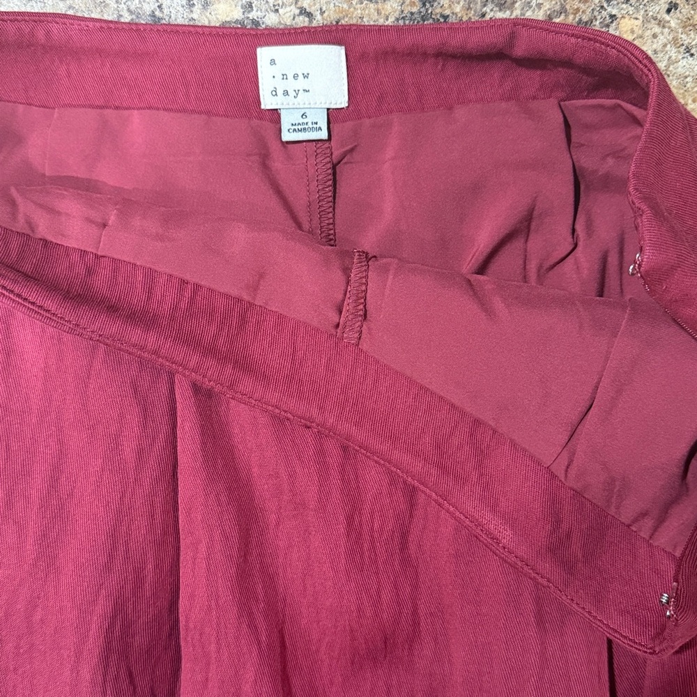 Women’s Skort - Picture 2 of 3